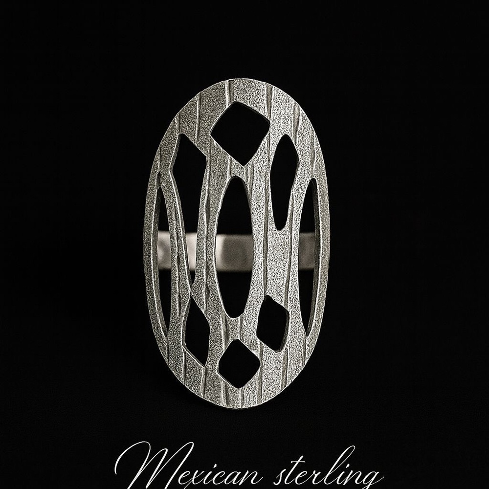 Mexican Sterling Silver 925 Ring 2.75g Oval Cutout Handmade Statement Size 7